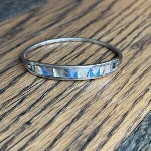 Vintage Alpaca Mexico Abalone Mother of Pearl Inlay Hinged Bangle Bracelet